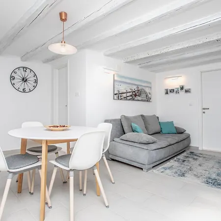 Apartman Dioniz *