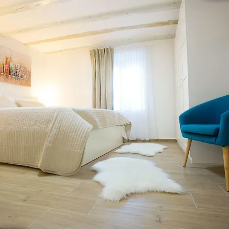 Dioniz Apartment Split