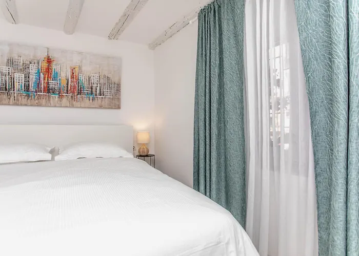 شقة Dioniz سبليت