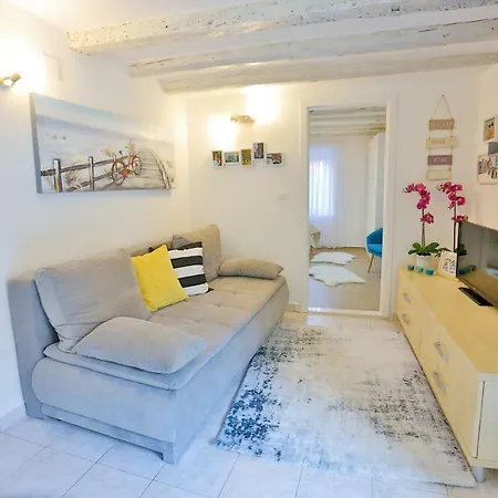 Apartment Dioniz Split